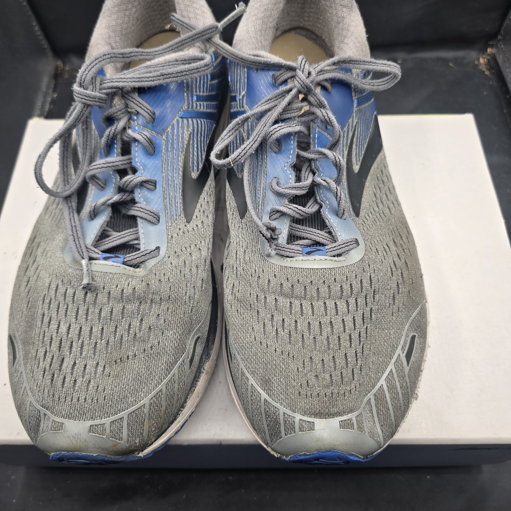 Brooks Gray and‎ Blue Athletic Shoes